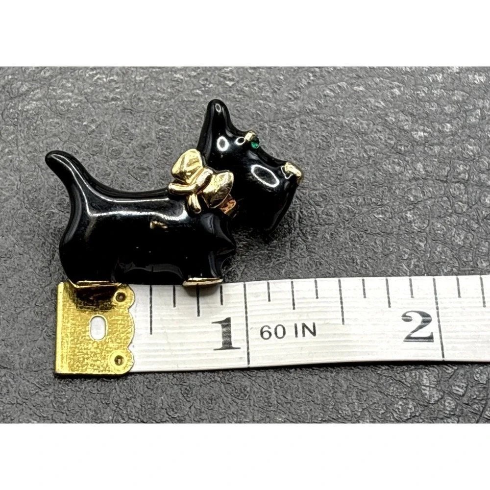 Vintage Black Enamel Scottie Dog Gold Tone Brooch Pin Green Crystal Eyes